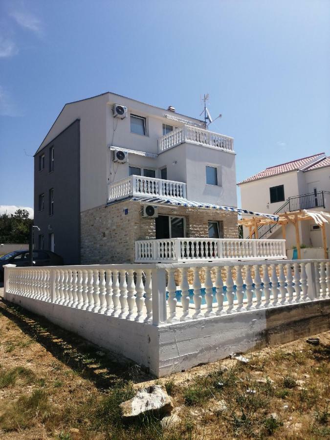 Kuca Za Odmor Postonjski Maslenica Exterior photo